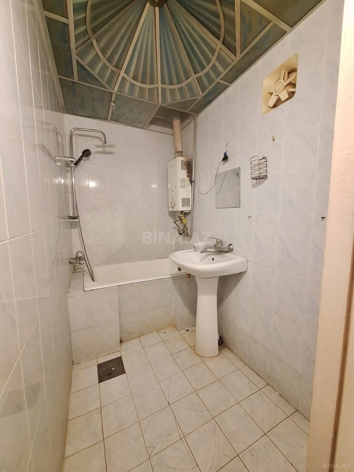 Satılır 2 otaqlı mənzil 60 m²
