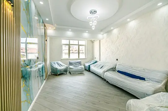 Satılır 3 otaqlı mənzil 120 m²
