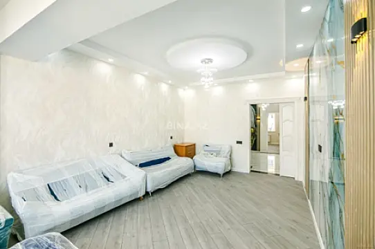 Satılır 3 otaqlı mənzil 120 m²