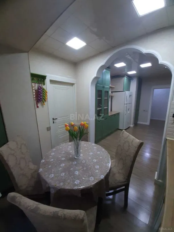 Satılır 4 otaqlı mənzil 100 m²