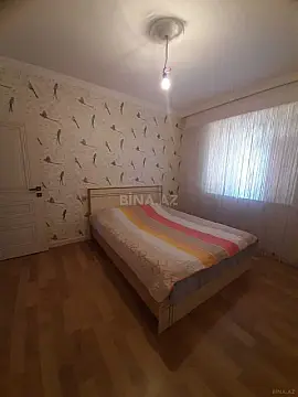 Satılır 4 otaqlı mənzil 100 m²