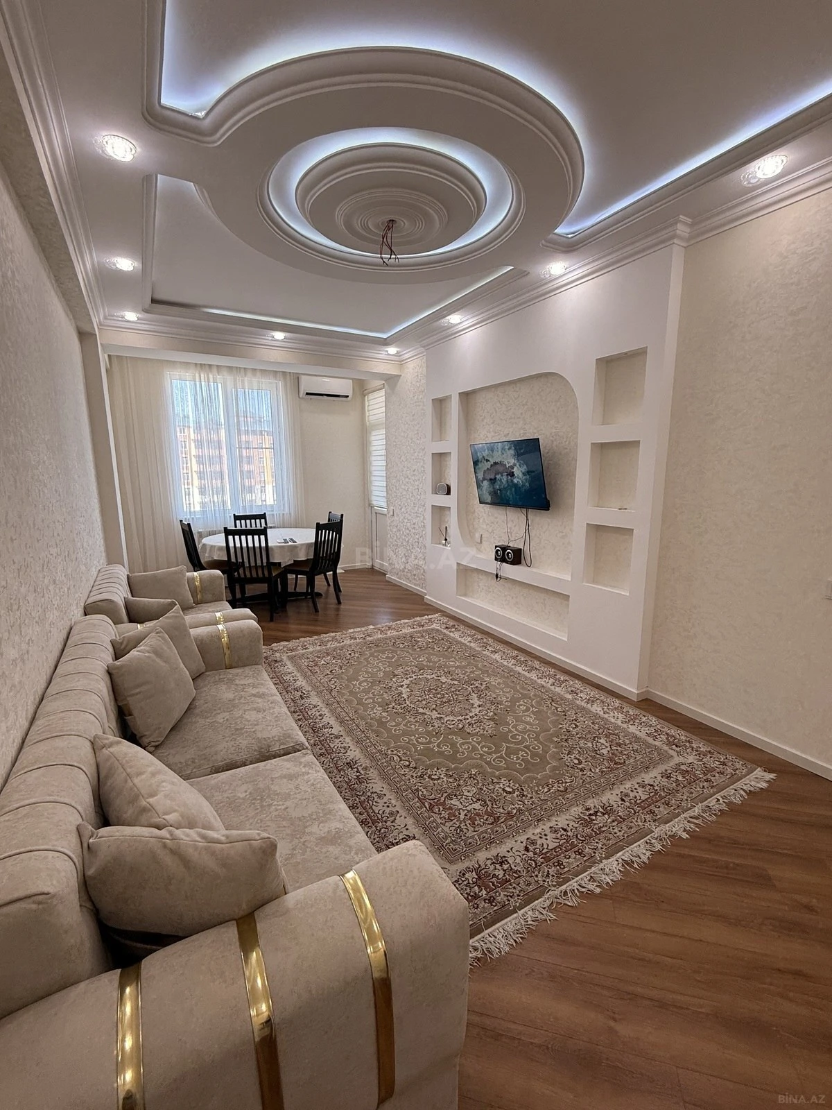 Satılır 2 otaqlı mənzil 86 m²