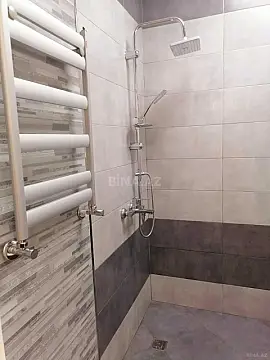 Satılır 2 otaqlı mənzil 86 m²