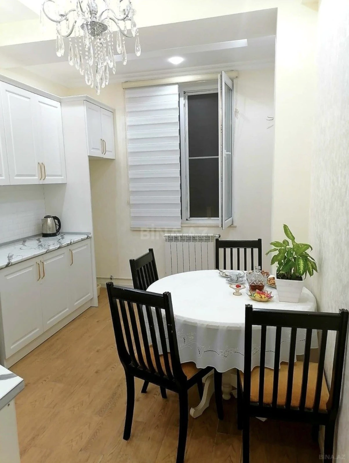 Satılır 2 otaqlı mənzil 86 m²