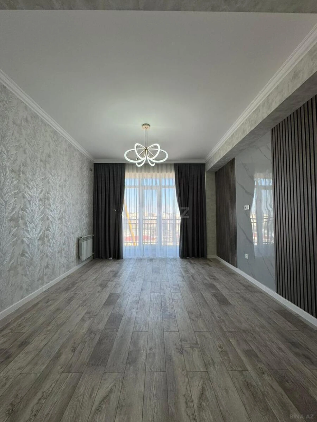 Satılır 2 otaqlı mənzil 75 m²