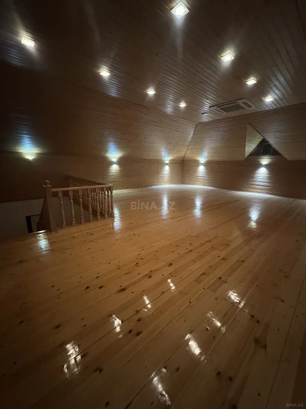 Satılır 7 otaqlı həyət evi 335 m²