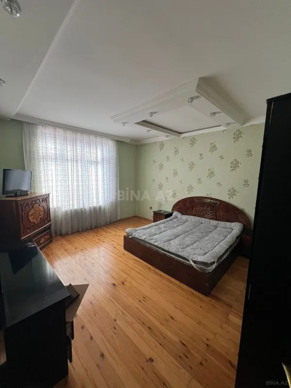 Satılır 6 otaqlı həyət evi 640 m²