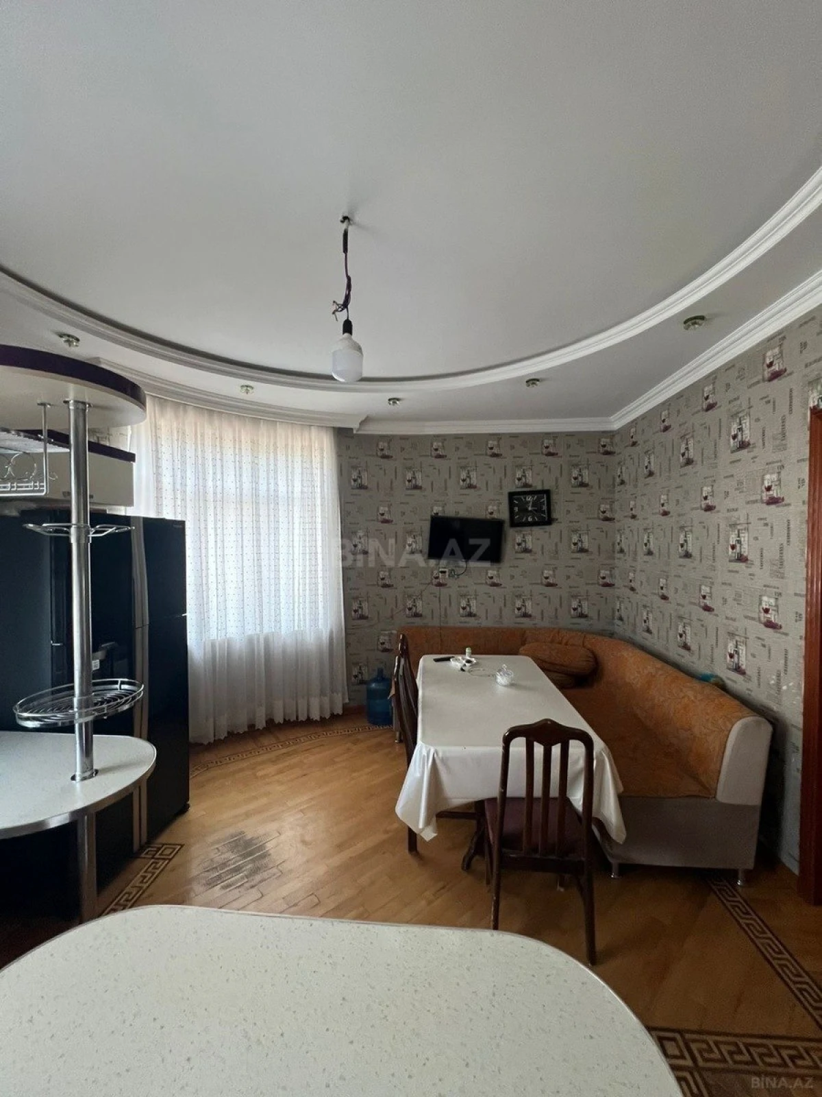 Satılır 6 otaqlı həyət evi 640 m²