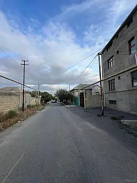 Satılır 6 otaqlı həyət evi 640 m²