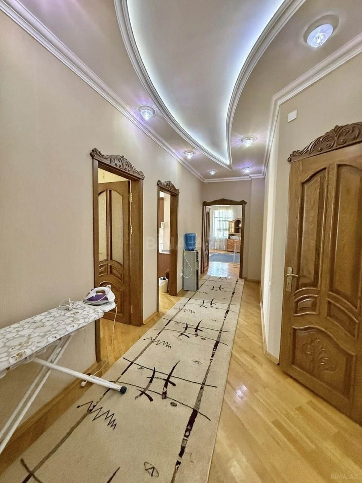 Satılır 3 otaqlı mənzil 150 m²