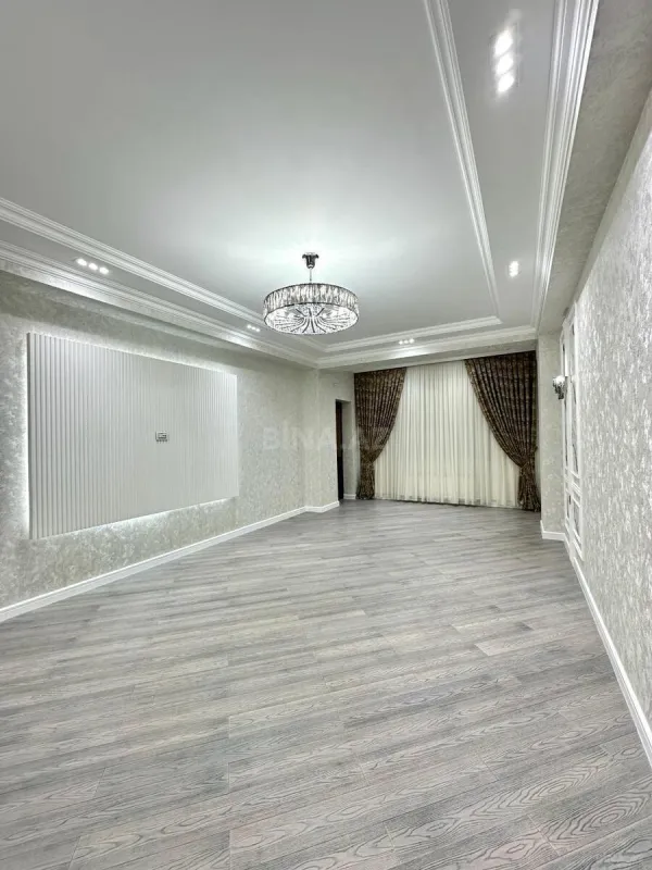 Satılır 2 otaqlı mənzil 68 m²