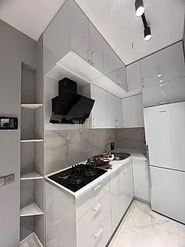 Satılır 2 otaqlı mənzil 68 m²