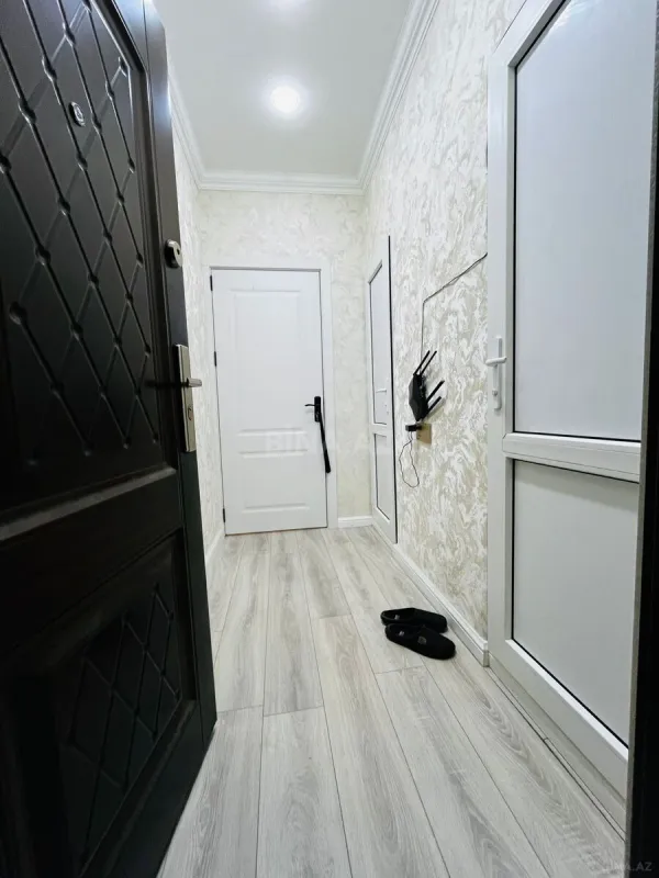 Satılır 2 otaqlı mənzil 60 m²