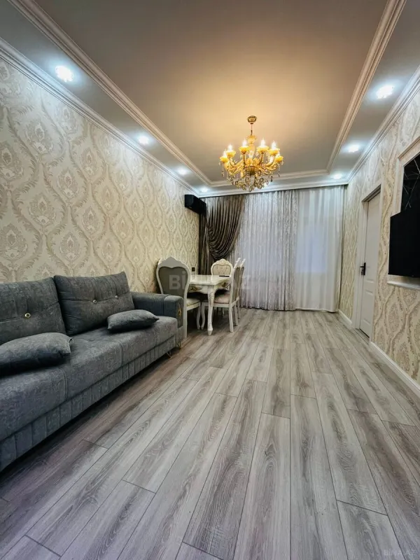 Satılır 2 otaqlı mənzil 60 m²