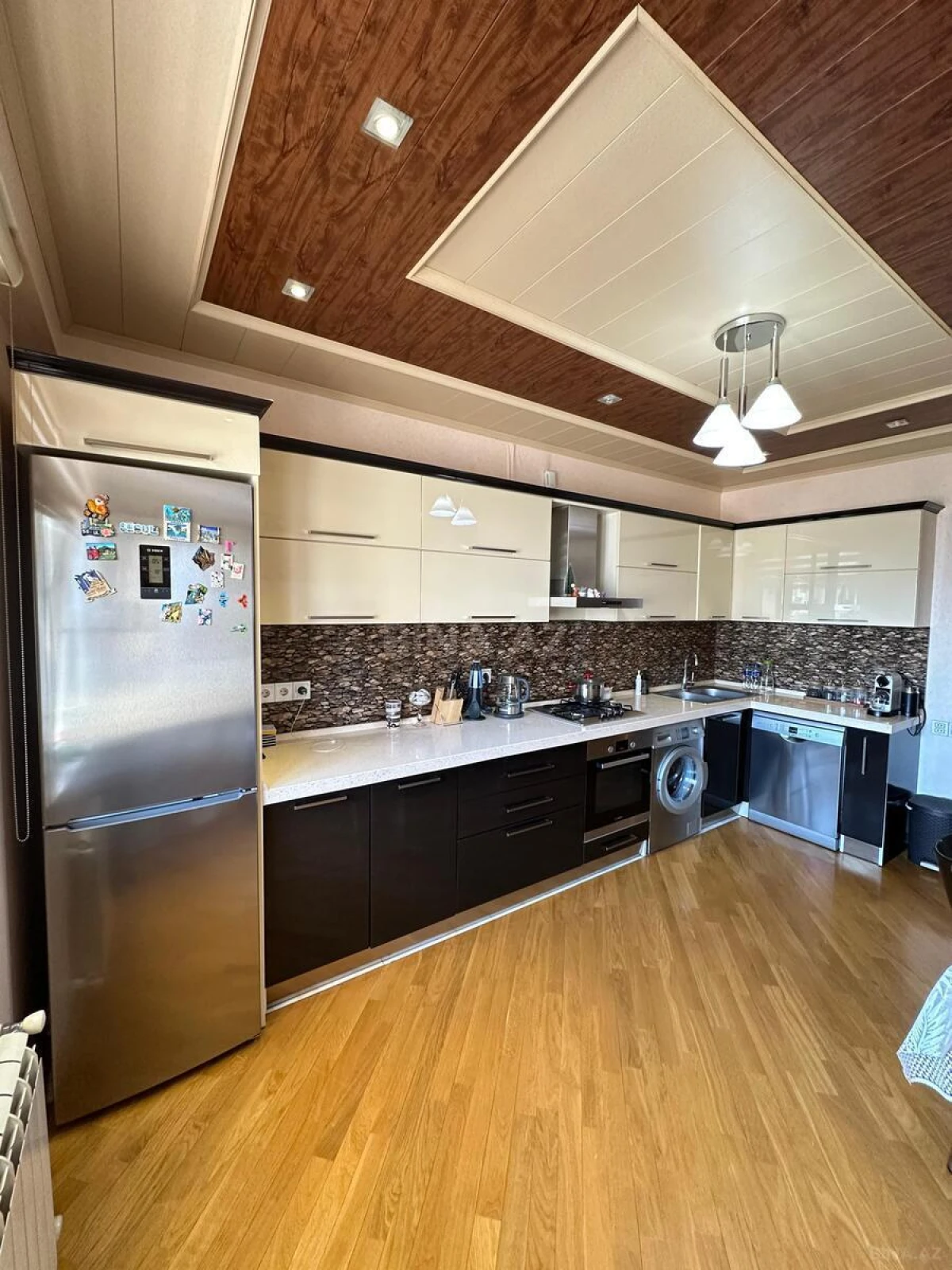 Satılır 3 otaqlı mənzil 128 m²