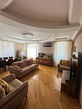 Satılır 3 otaqlı mənzil 128 m²