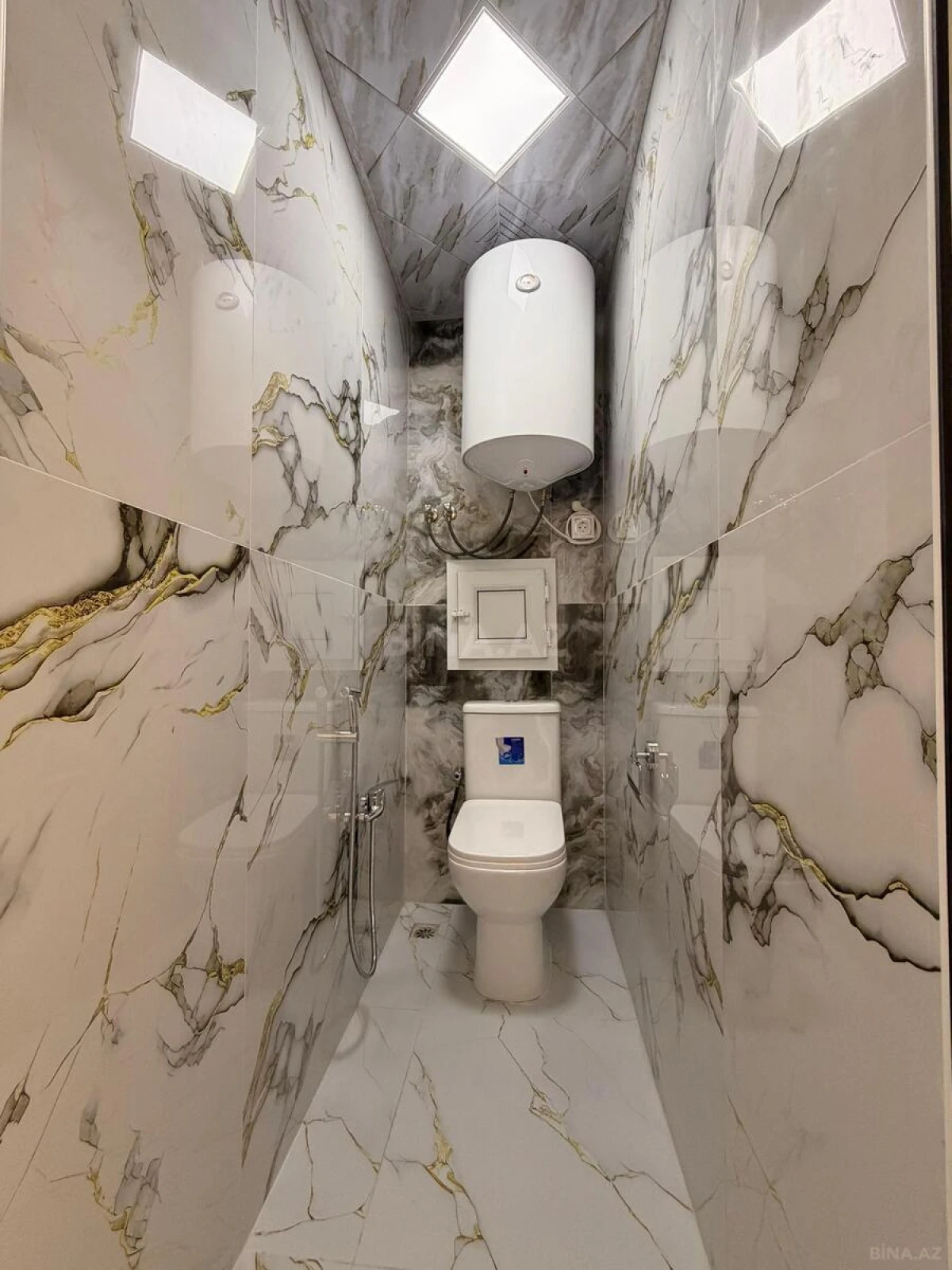 Satılır 3 otaqlı mənzil 82 m²