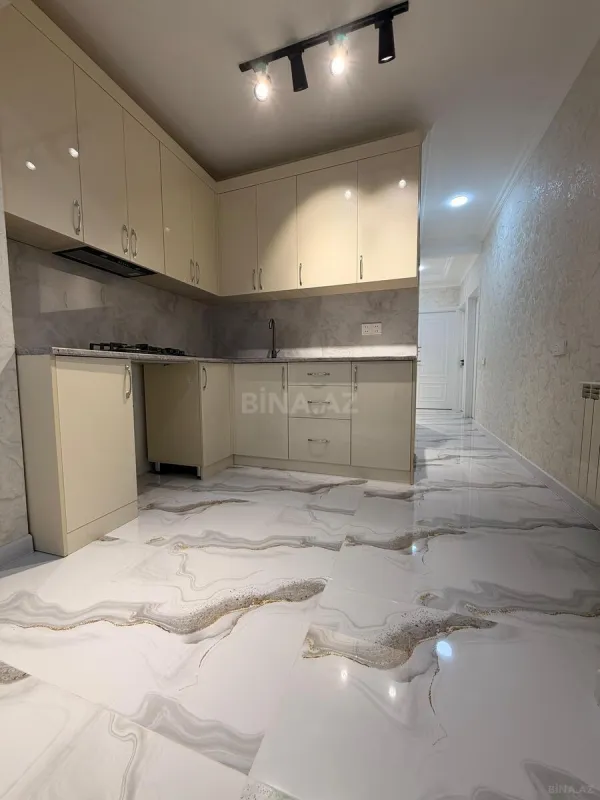 Satılır 3 otaqlı mənzil 82 m²