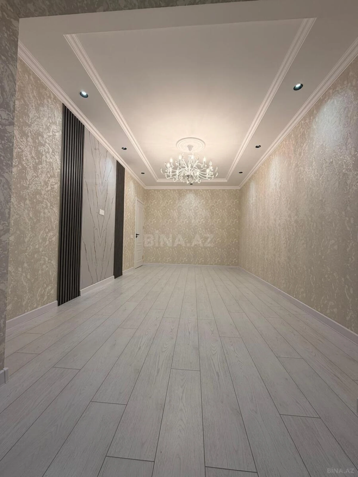 Satılır 3 otaqlı mənzil 82 m²
