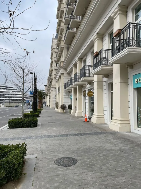 Satılır 2 otaqlı mənzil 60 m²