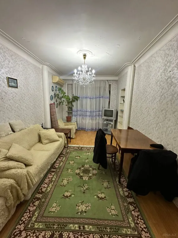 Satılır 2 otaqlı mənzil 60 m²