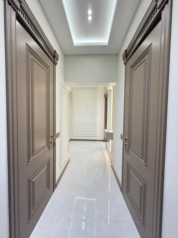 Kirayə verilir 4 otaqlı mənzil 140 m²