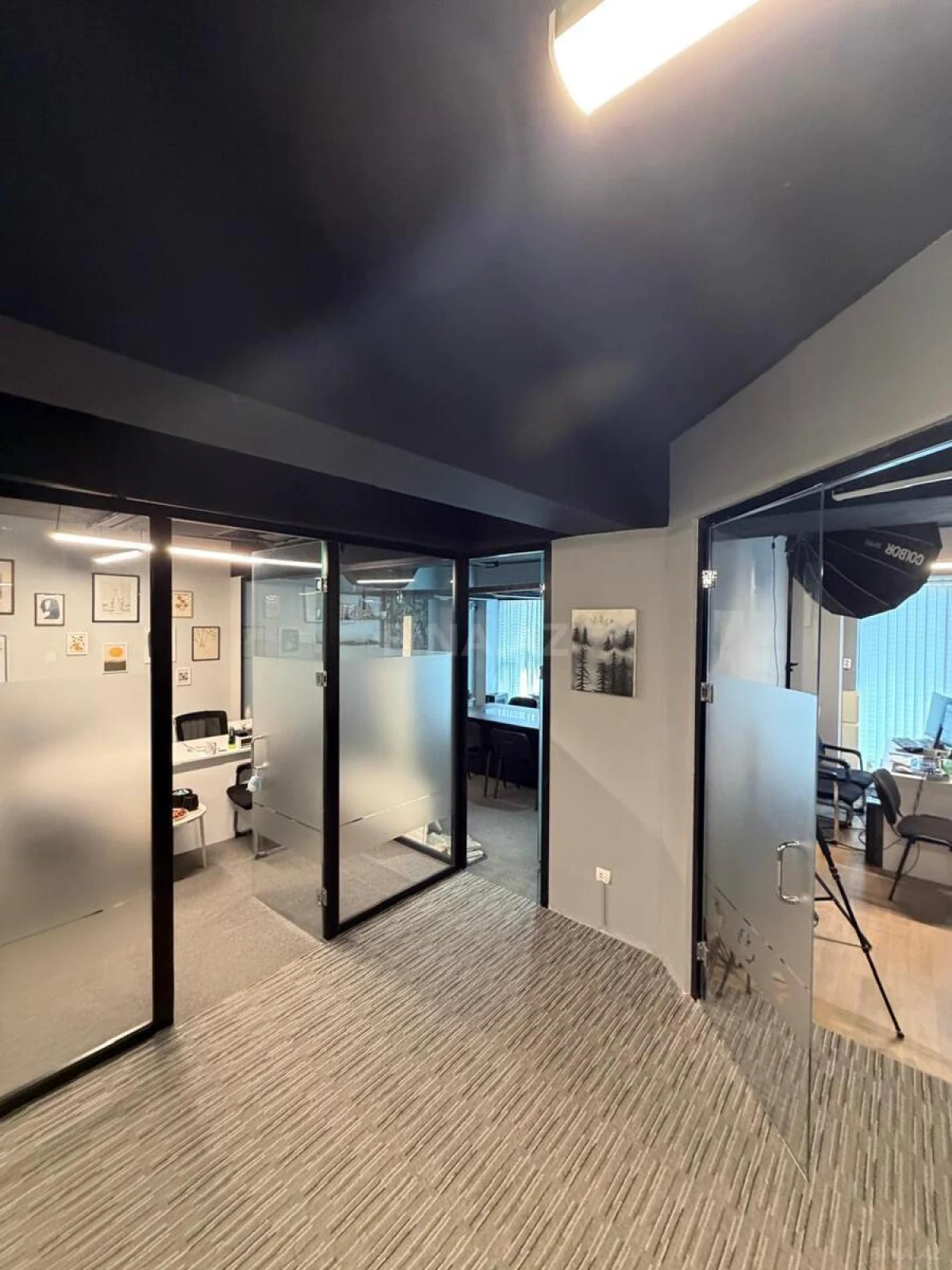 Kirayə verilir 5 otaqlı ofis 121 m²