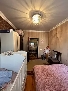 Satılır 2 otaqlı mənzil 65 m²