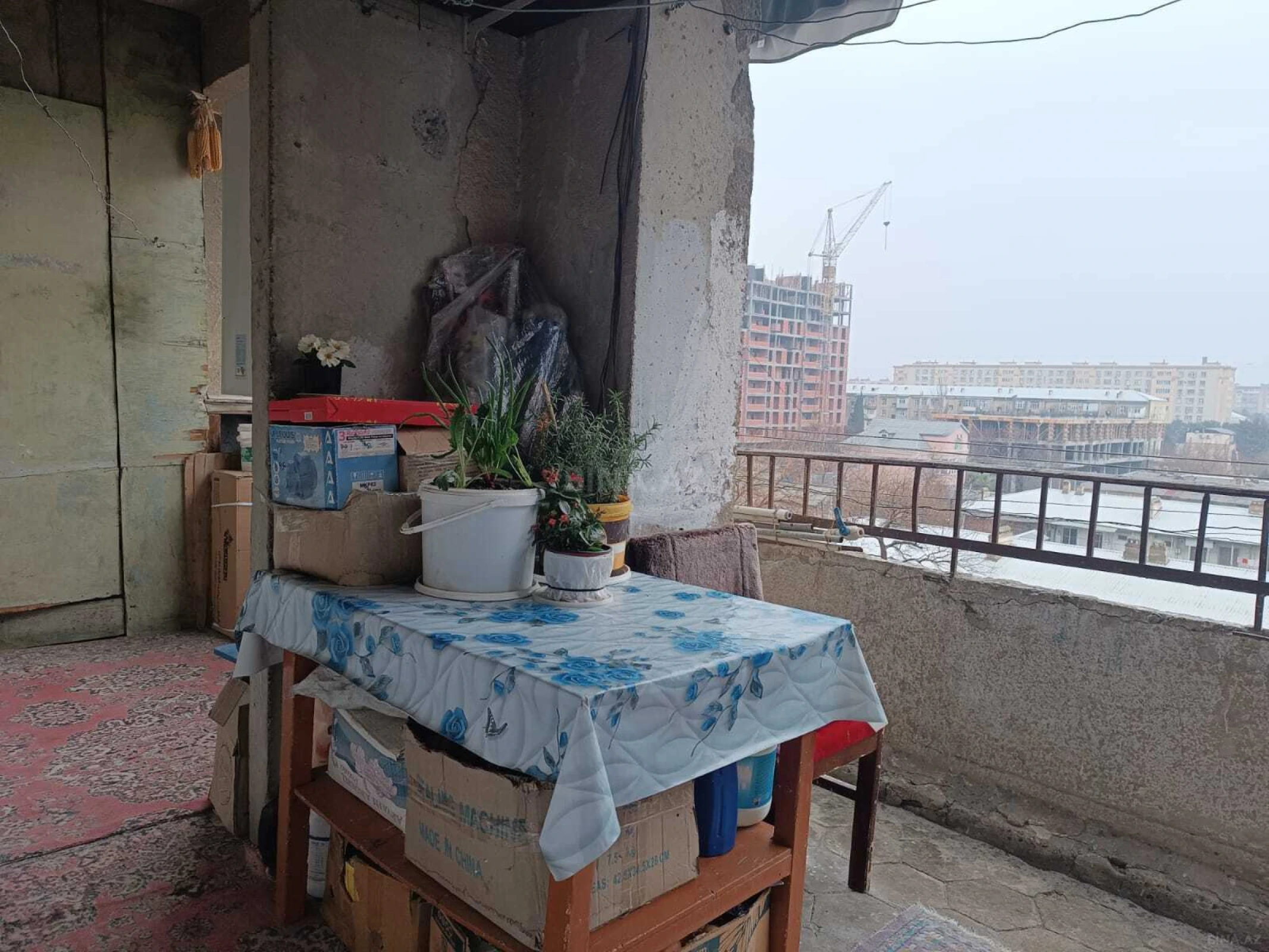 Satılır 5 otaqlı mənzil 120 m²