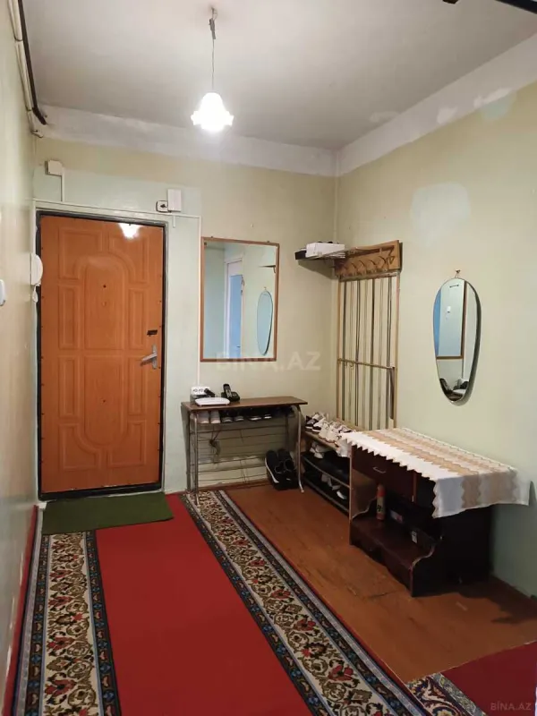Satılır 5 otaqlı mənzil 120 m²