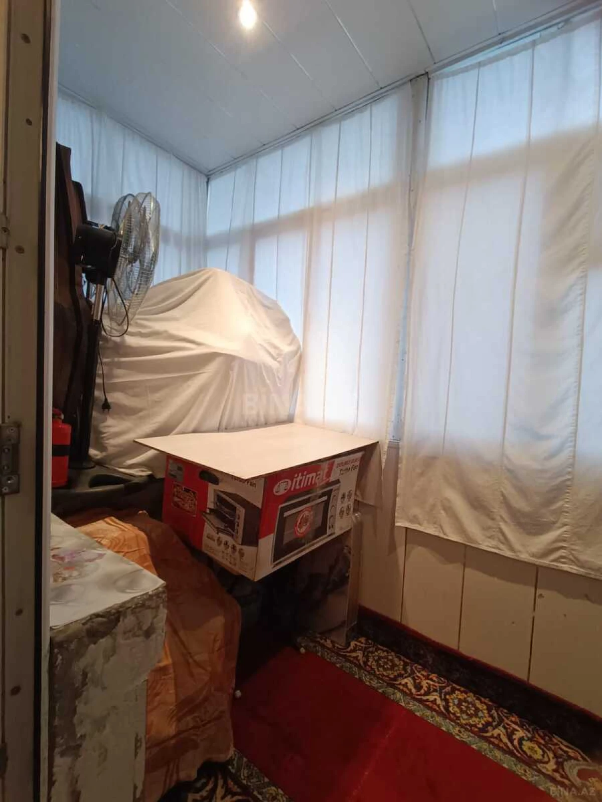 Satılır 5 otaqlı mənzil 120 m²