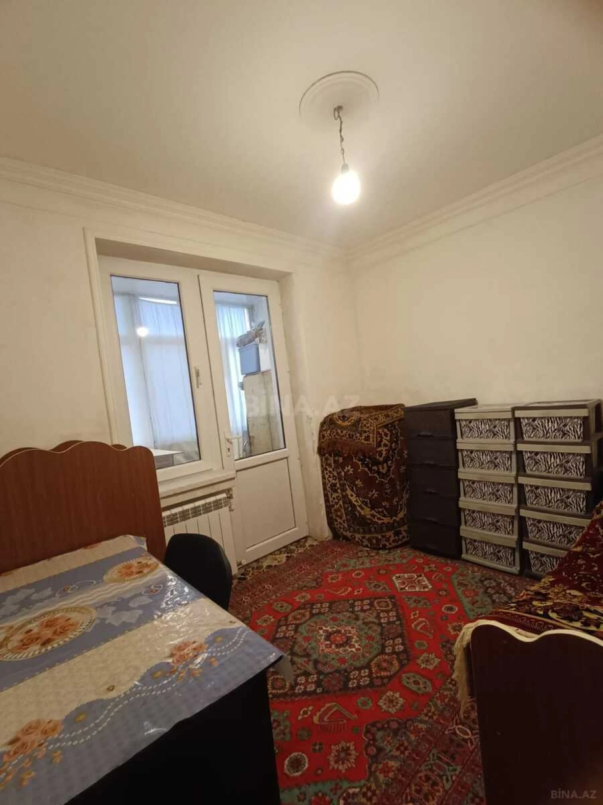 Satılır 5 otaqlı mənzil 120 m²