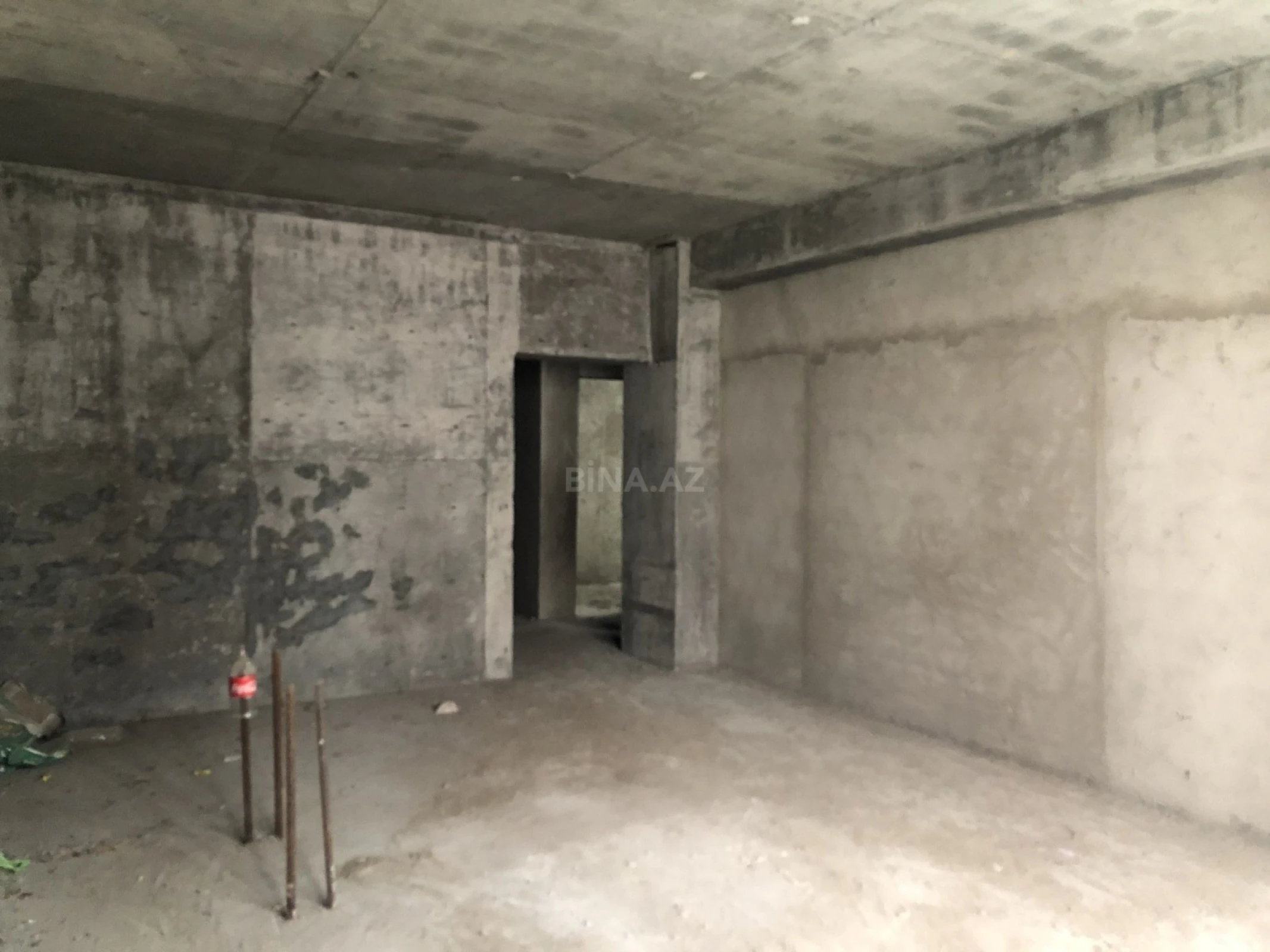 Satılır 4 otaqlı mənzil 148 m²