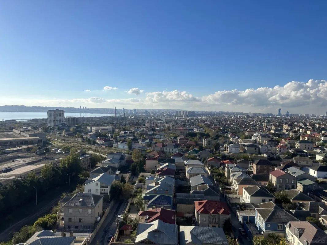 Satılır 4 otaqlı mənzil 148 m²