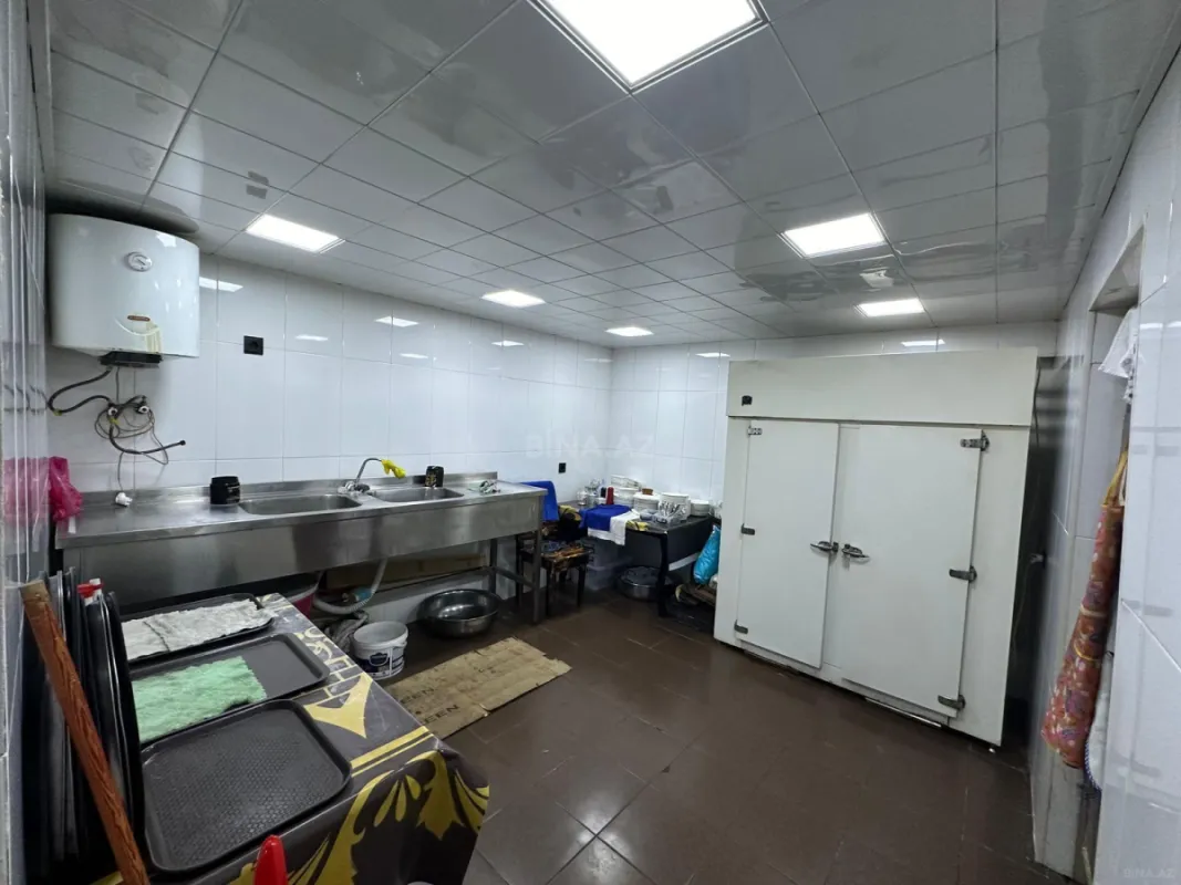 Satılır obyekt 165 m²