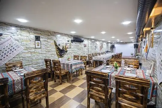 Satılır obyekt 165 m²