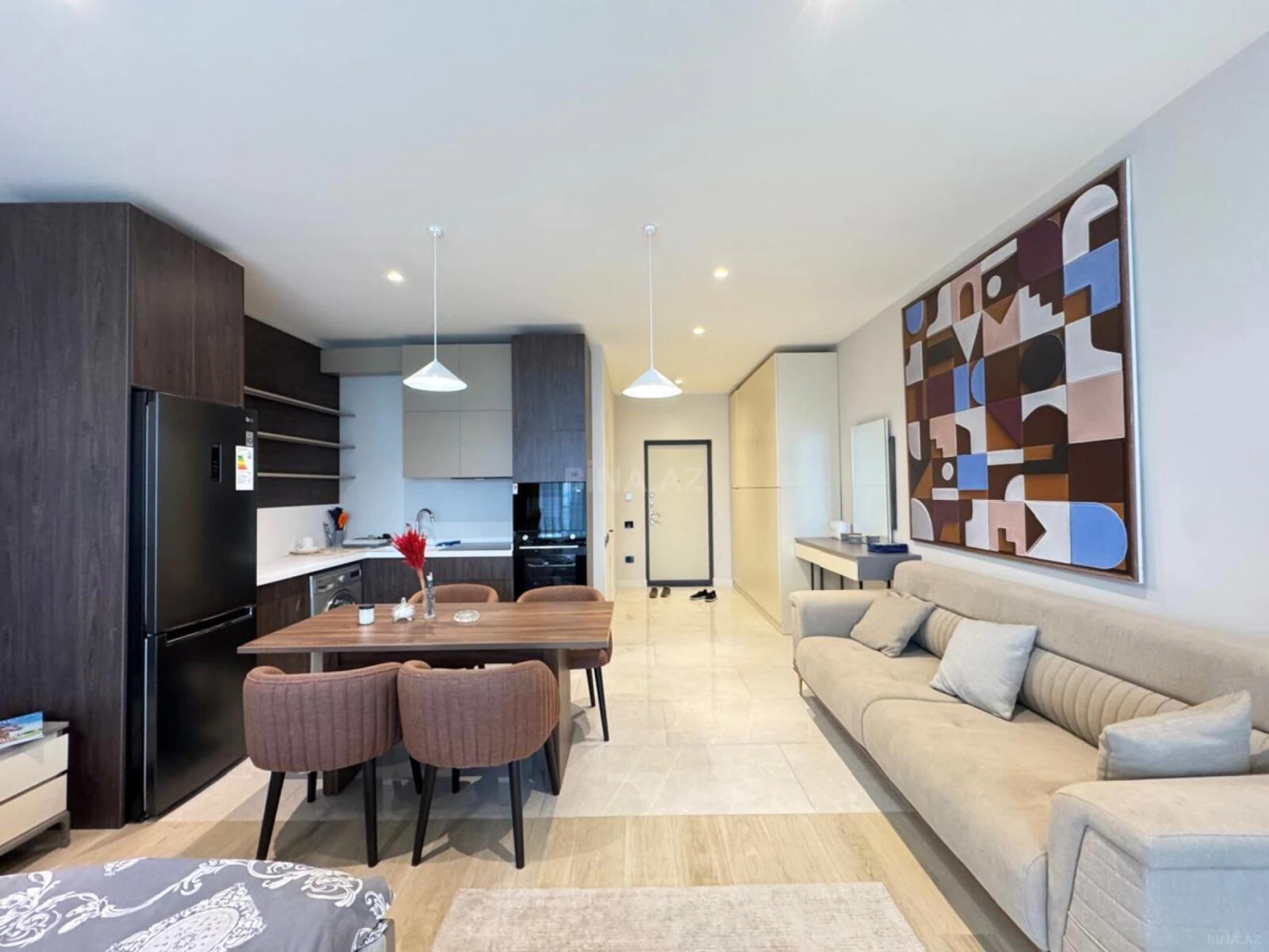 Kirayə verilir 1 otaqlı mənzil 60 m²