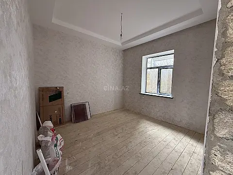 Satılır 6 otaqlı həyət evi 200 m²