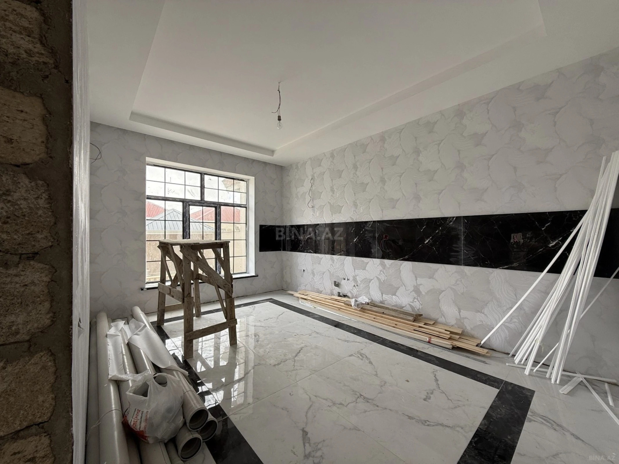 Satılır 6 otaqlı həyət evi 200 m²