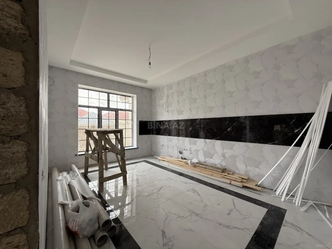 Satılır 6 otaqlı həyət evi 200 m²