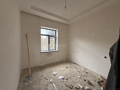 Satılır 5 otaqlı həyət evi 180 m²