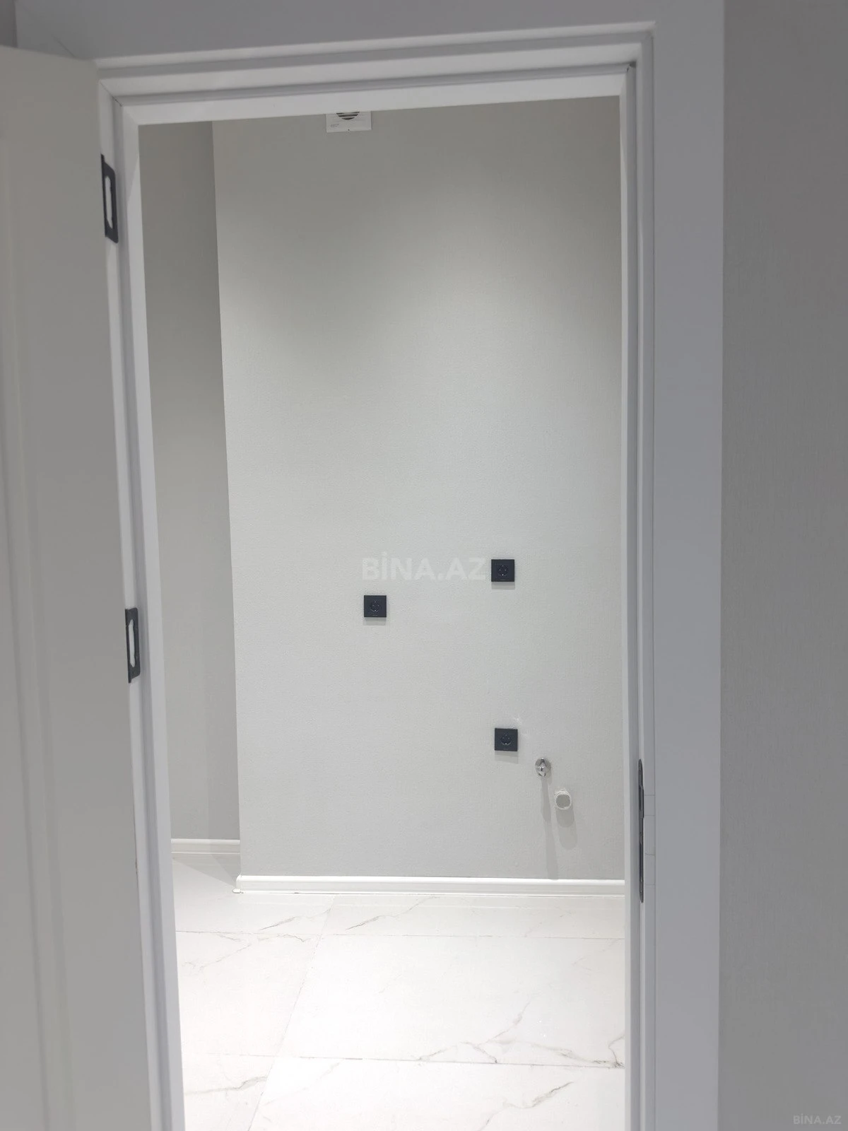 Satılır 2 otaqlı mənzil 117.2 m²