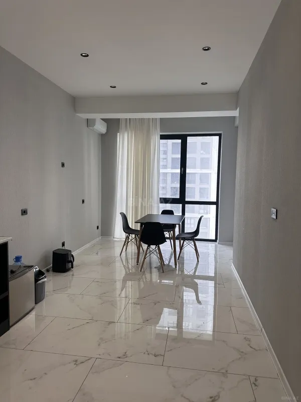 Satılır 2 otaqlı mənzil 117.2 m²