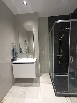 Satılır 2 otaqlı mənzil 117.2 m²