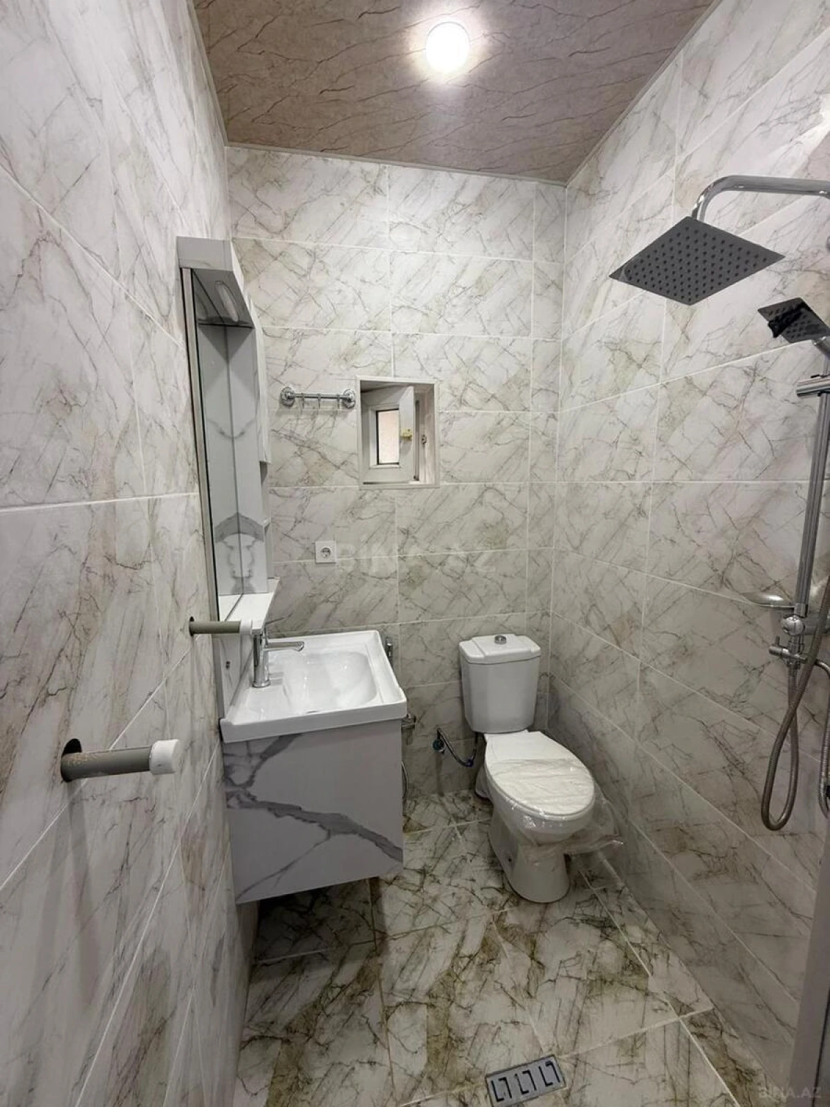 Satılır 2 otaqlı mənzil 48 m²
