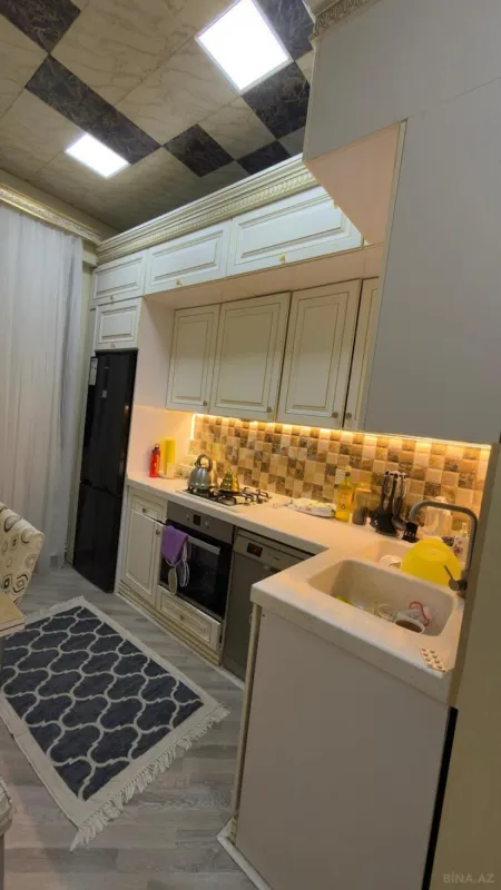 Satılır 3 otaqlı mənzil 88 m²