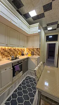 Satılır 3 otaqlı mənzil 88 m² — Bakı, İnşaatçılar 3 otaq 88.00 m²