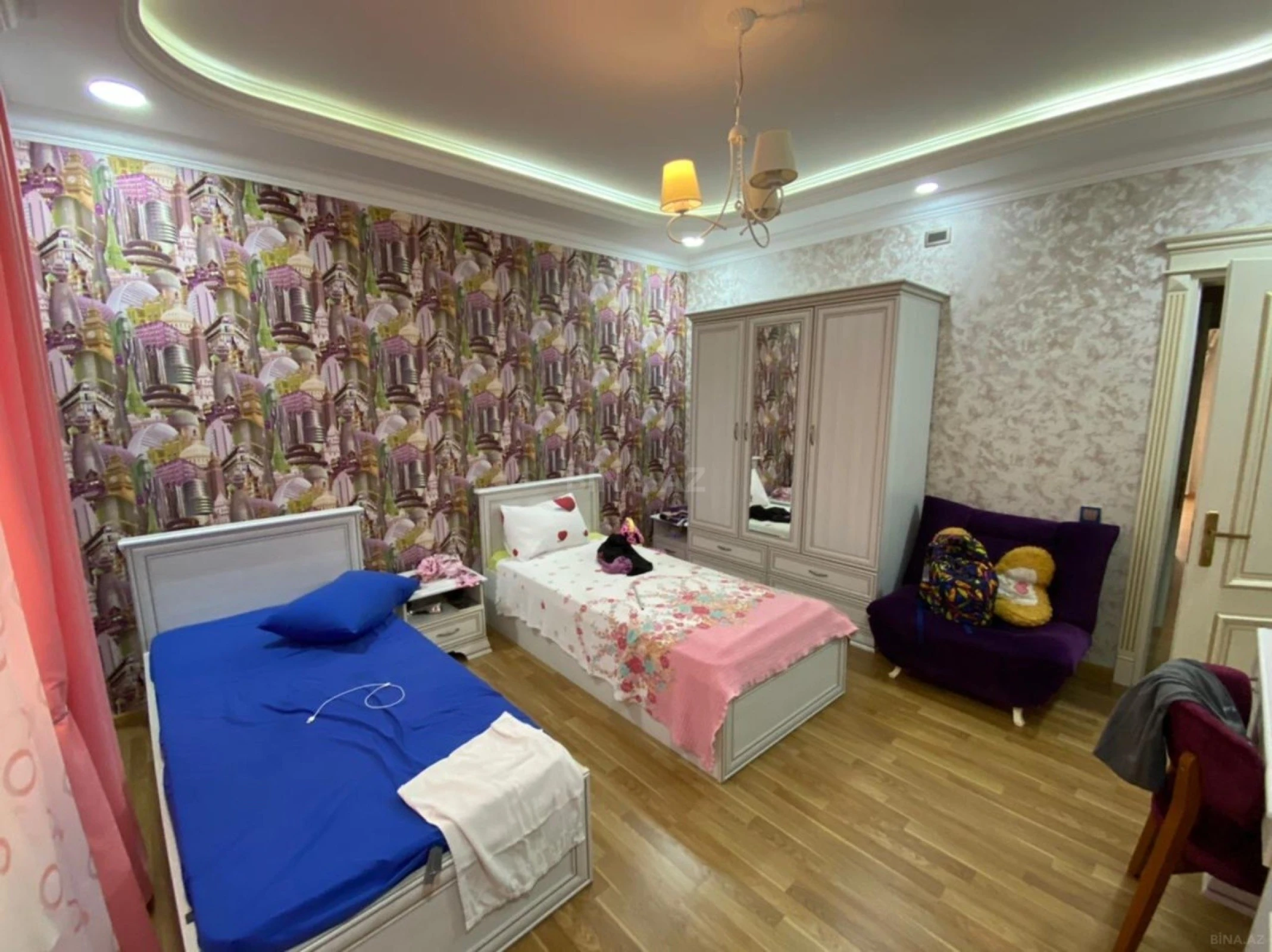 Satılır 8 otaqlı həyət evi 140 m²