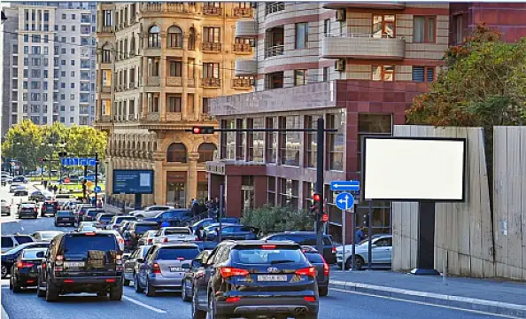 Satılır 4 otaqlı mənzil 240 m² — Bakı 4 otaq 240.00 m²