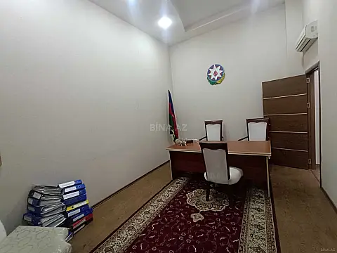 Satılır obyekt 210 m²